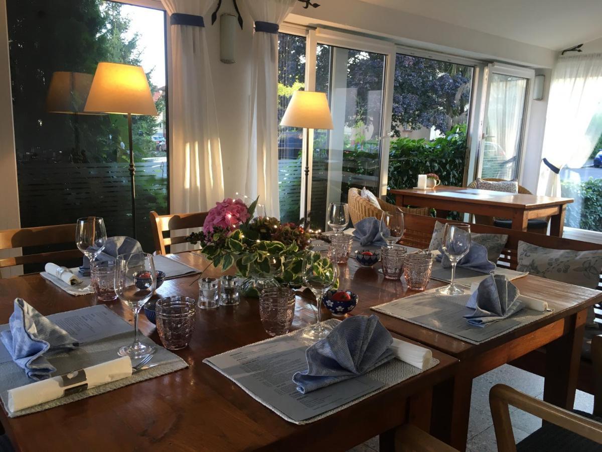 Penzión pre hostí Pension A Restaurace Filip II